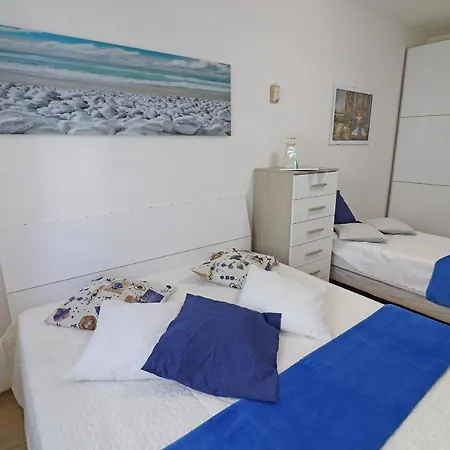 Luisa A 4 Posti Apartment *