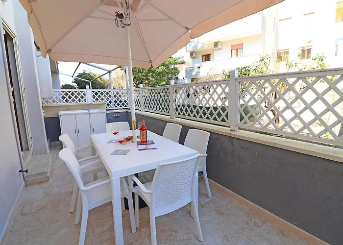 Luisa A 4 Posti Apartment *